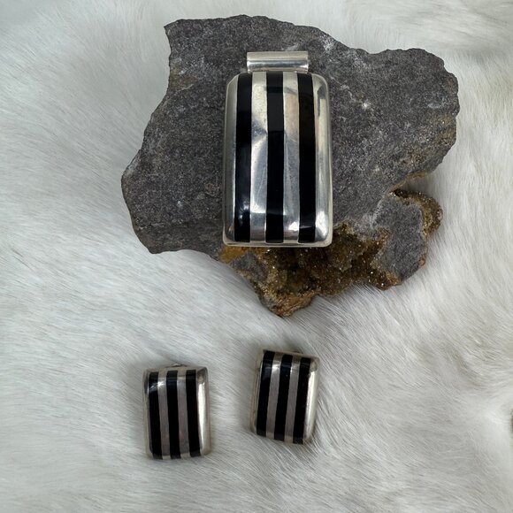 Vintage SET Taxco Sterling Silver & Onyx MOD Rectangle Pendant & Clip-on Earring - Picture 1 of 7